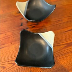Maxwell & Williams Square elongated tip bowls set 2 Japanese Style Glazed 7.5”